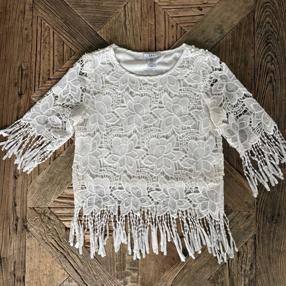Bar III Lace Fringe Crop Women's White Top XXS